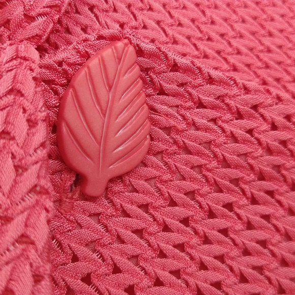 Miss Dorby Petites Vintage Bright Coral-Red Top With Leaf Buttons - Picture 6 of 10